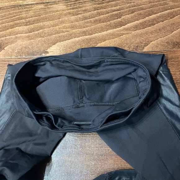 Lululemon- Fast and Free Size 2 - Picture 5 of 6